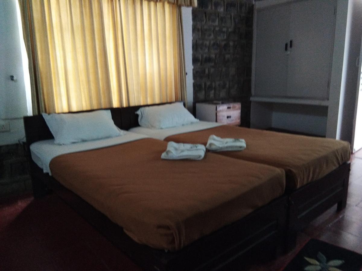 Blue Valley Jungle Resort Nīlgiri Extérieur photo