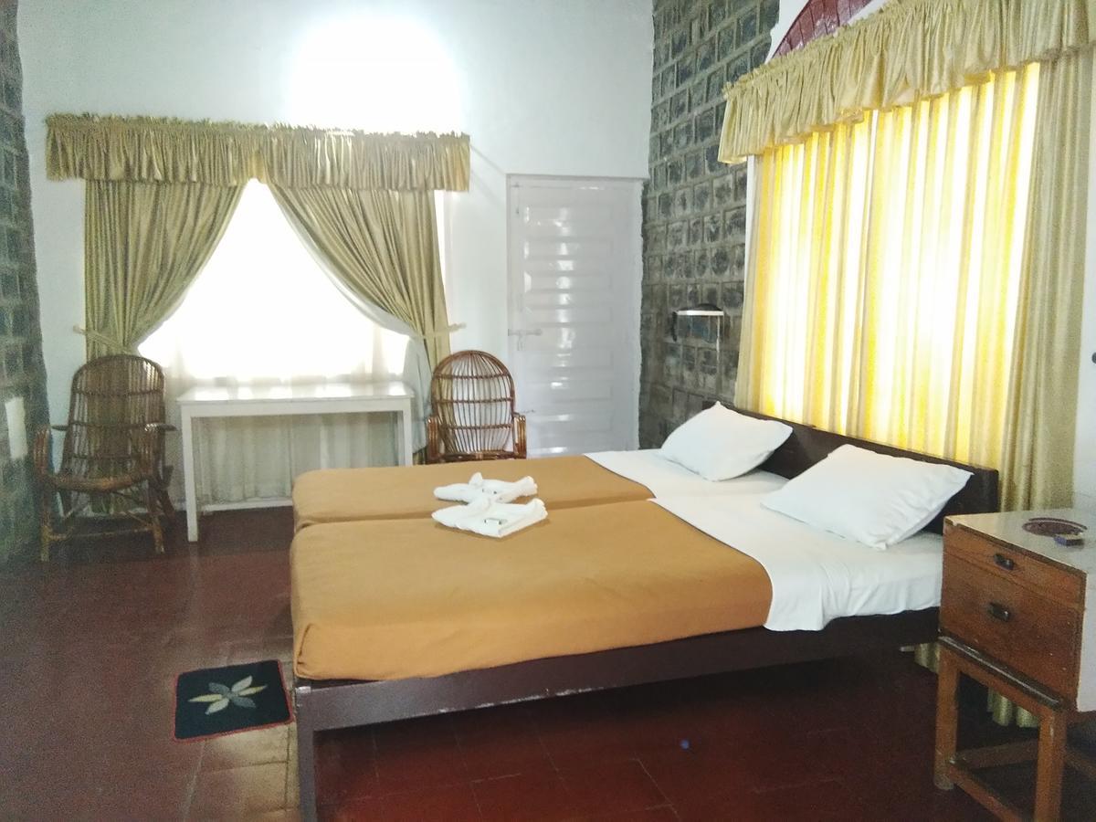 Blue Valley Jungle Resort Nīlgiri Extérieur photo